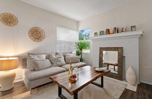 College Park House | 2 MI to DT Orlando & Winter Park