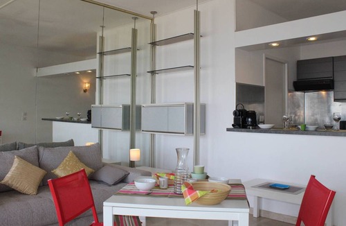 Villeneuve Loubet Beach Apartment | 2-Room Apartment, 4 sleeps with terrace and panoramic view