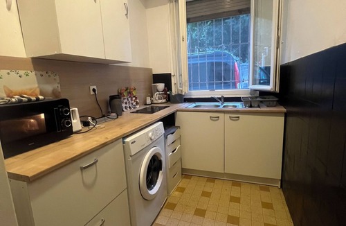 Ventabrun Apartment | 2-room apartment, 50 m2, 10-minute walk from the beach.