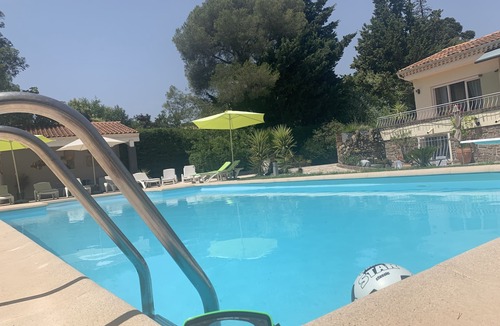 Boulouris-sur-Mer Apartment | 2 room apartment 27 m² in villa St Raphael Boulouris