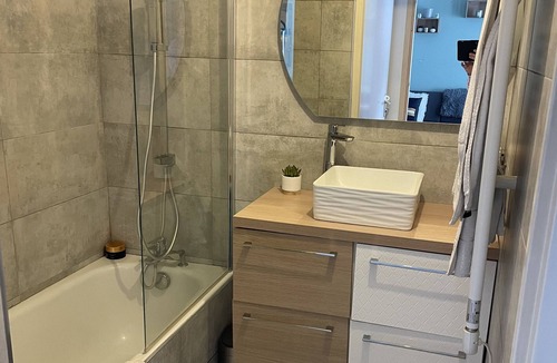 Gattieres Apartment | 2-room apartment, sleeps 4, with pool and jacuzzi