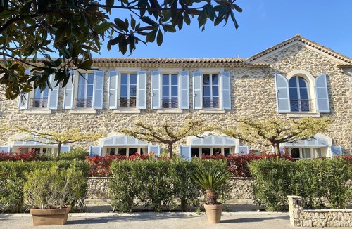 La Croix des Gardes Apartment | 2-room apartment with terrace 800 meters from the beaches