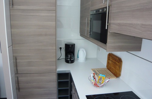 Les Adrets-de-l'Esterel Apartment | 2 rooms comfortable in independent building with pool and garden