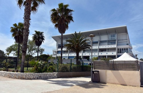 Villeneuve Loubet Beach Apartment | 2 rooms on 2 floors - Top floor - Sea view - Garage - Terrace