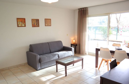 Mandelieu-La-Napoule Apartment | 2 Rooms Superior Garden View #203