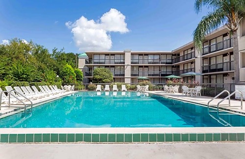 Altamonte Springs Hotel | 2-Star Hotel ∙ Ramada by Wyndham Altamonte Springs