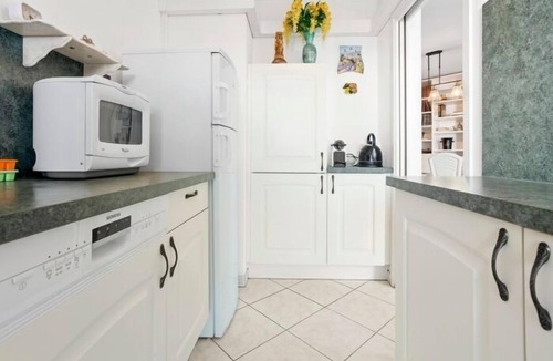 Frejus Plage Apartment | 200 m from the sea | in the center | parking