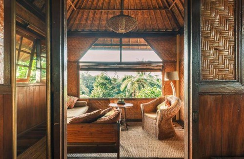Selemadeg Bed & Breakfast | 200 m² Bed and breakfast ∙ 3 bedrooms ∙ 5 guests