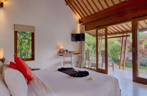 Melayang Resort | 200 m² Resort ∙ 5 bedrooms ∙ 10 guests