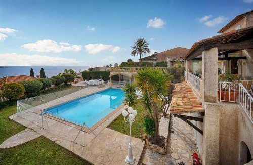 Golfe Juan Villa | 200 m² Villa ∙ 3 bedrooms ∙ 7 guests