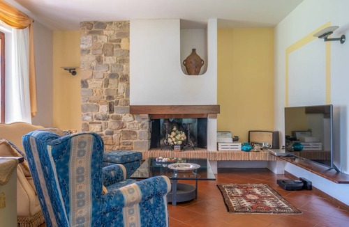 Fivizzano Villa | 200 m² Villa ∙ 3 bedrooms ∙ 6 guests
