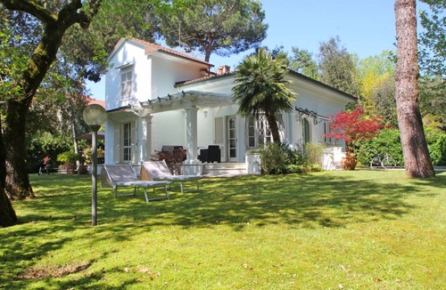 Poveromo Villa | 200 m² Villa ∙ 4 bedrooms ∙ 8 guests