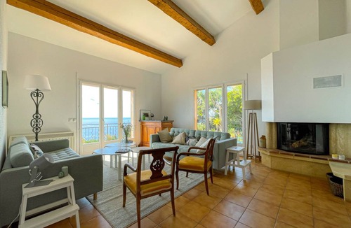 Antheor Villa | 200 m² Villa ∙ 5 bedrooms ∙ 11 guests