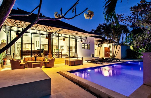 Umalas Villa | ❤$200 NOW 4BR Private Pool | 2 Kitchens★Bath Tub