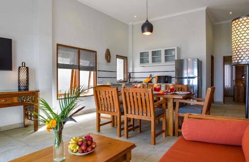 Lovina Villa | 2000 m² Villa ∙ 3 bedrooms ∙ 8 guests
