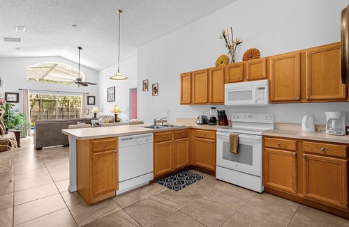 Kissimmee House | 201 Hideaway beach 4 beds - pool&spa