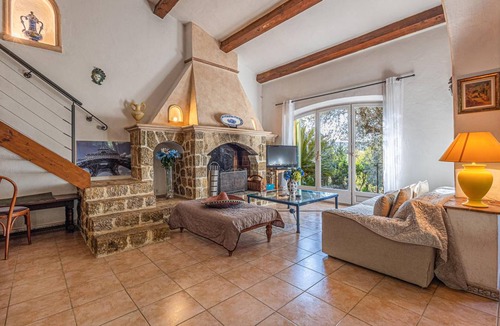 Peymeinade House | 205 m² House ∙ 3 bedrooms ∙ 6 guests