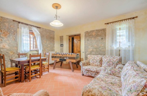 Camaiore House | 220 m² House ∙ 4 bedrooms ∙ 10 guests