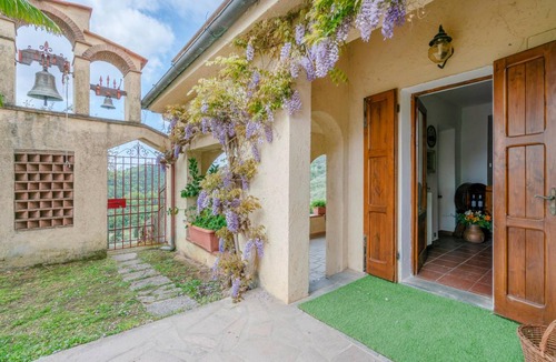 Camaiore House | 220 m² House ∙ 4 bedrooms ∙ 10 guests
