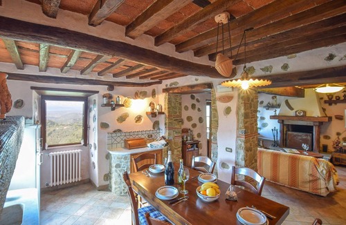 Pedona House | 220 m² Maisonette ∙ 4 bedrooms ∙ 8 guests