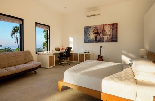 Kalibukbuk Villa | 225 m² Villa ∙ 3 bedrooms ∙ 6 guests