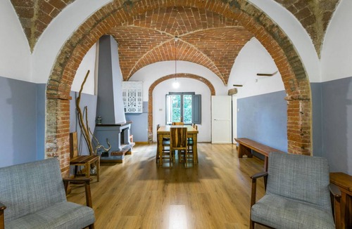 Lorenzana House | 230 m² House ∙ 1 bedroom ∙ 8 guests