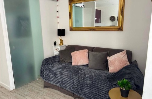Cannes Old Town Apartment | 24 m² Studio flat ∙ 2 guests