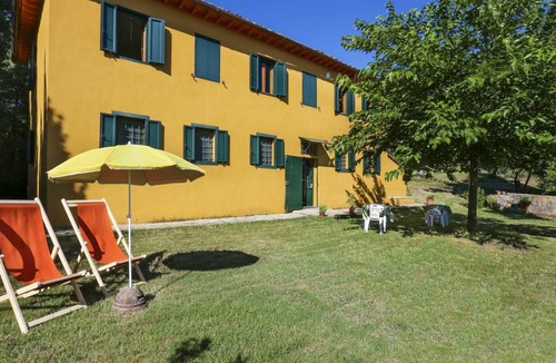 Vecchiano Other | 240 m² Accommodation ∙ 4 bedrooms ∙ 8 guests