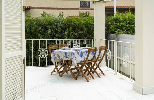 Querceta Villa | 240 m² Villa ∙ 3 bedrooms ∙ 7 guests