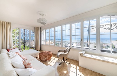 Vallauris Villa | 240 m² Villa ∙ 5 bedrooms ∙ 11 guests