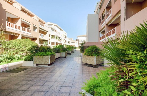 Sainte-Maxime City Centre Apartment | 25 m² Apartment ∙ 1 bedroom ∙ 4 guests