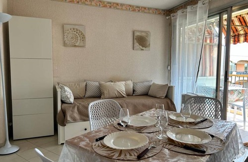 Mandelieu-La-Napoule Apartment | 25 m² Studio flat ∙ 1 bedroom ∙ 3 guests