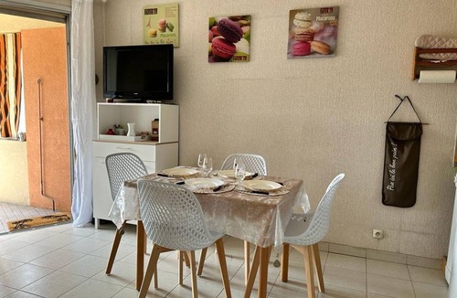Mandelieu-La-Napoule Apartment | 25 m² Studio flat ∙ 1 bedroom ∙ 3 guests