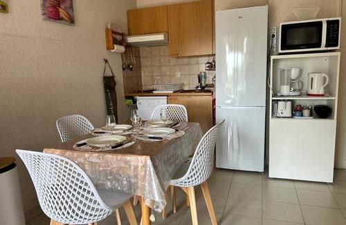 Mandelieu-La-Napoule Apartment | 25 m² Studio flat ∙ 1 bedroom ∙ 3 guests