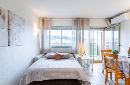 Sainte-Maxime City Centre House | 25 m² House ∙ 1 bedroom ∙ 4 guests