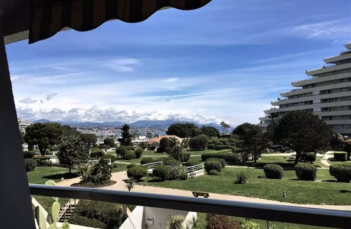 Villeneuve Loubet Beach Apartment | 25 m² Studio flat ∙ 1 bedroom ∙ 4 guests