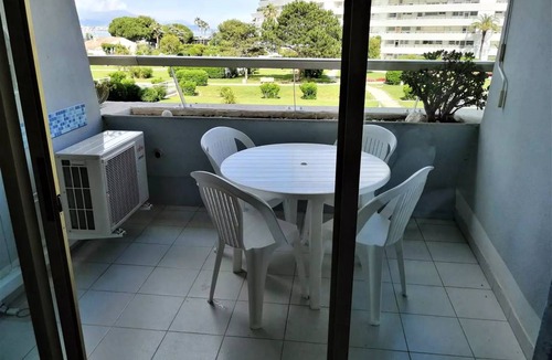 Villeneuve Loubet Beach Apartment | 25 m² Studio flat ∙ 1 bedroom ∙ 4 guests