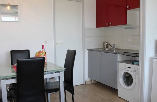 Villeneuve Loubet Beach Apartment | 25 m² Studio flat ∙ 1 bedroom ∙ 4 guests