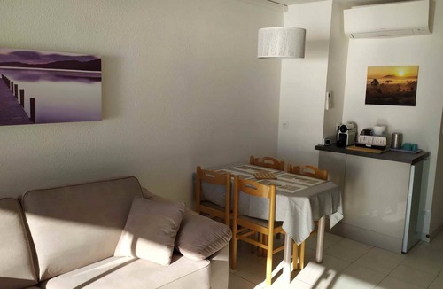 Cannes La Bocca Apartment | 25 m² Studio flat ∙ 4 guests