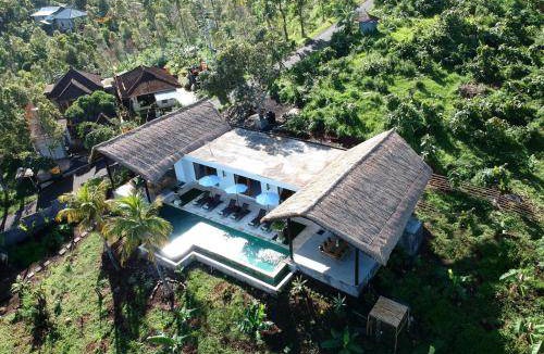 Kayu Putih Villa | 250 m² Villa ∙ 3 bedrooms ∙ 9 guests
