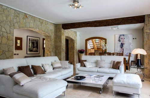 Chateauneuf-Grasse Villa | 250 m² Villa ∙ 7 bedrooms ∙ 10 guests