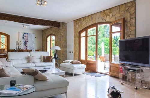Chateauneuf-Grasse Villa | 250 m² Villa ∙ 7 bedrooms ∙ 10 guests