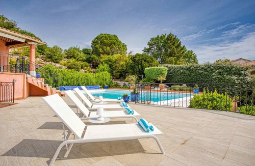 Les Adrets-de-l'Esterel House | 280 m² House ∙ 5 bedrooms ∙ 10 guests