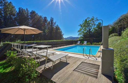 Orbicciano Villa | 295 m² Villa ∙ 6 bedrooms ∙ 10 guests