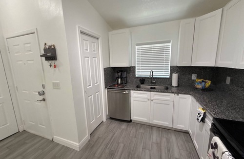 Southeast Orlando Condo | 2BR Family Condo And Comfort Near It All! 3 Mins From Sunrail