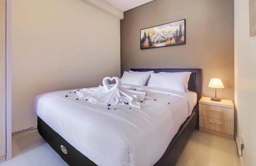Bandung Apartment | 2BR Parahyangan Residences W Pool & Playstation 5