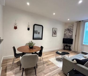 Le Suquet Apartment | 2P 40m2 -Cannes centre- Palais des festivals -