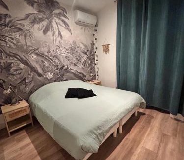 Le Suquet Apartment | 2P 40m2 -Cannes centre- Palais des festivals -