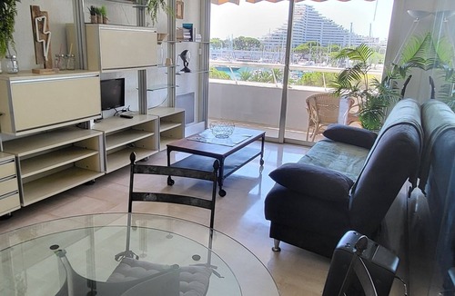 Villeneuve Loubet Beach Apartment | 2pces magnificent sea view and port Air conditioning and parking 100m from the beach
