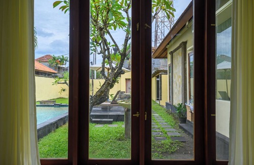 Sanur Kauh Villa | 3 Bdr Lucky Lily Villa – Private Pool & Huge Lawn